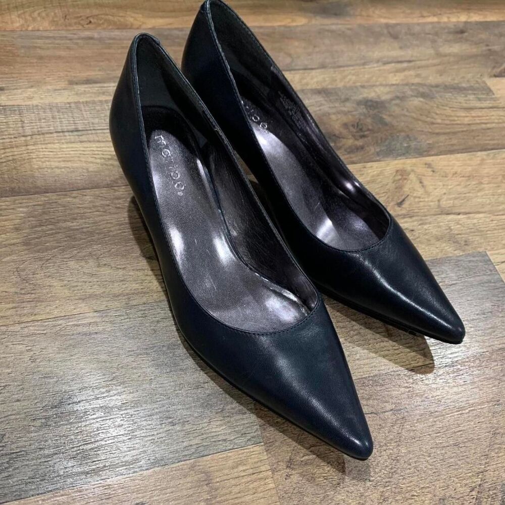 Unbranded Women's Black Courts